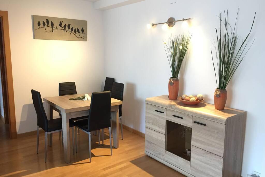 Apartamento Construccion Nueva Barcelona-กาเลญา ภายนอก รูปภาพ